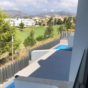 hermosa-casa-de-golf.1costadelsol.com/